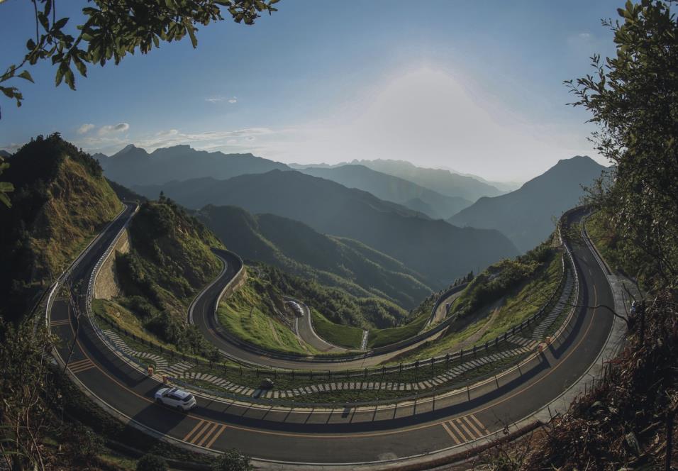 ���ϸ����B�Ӿ�